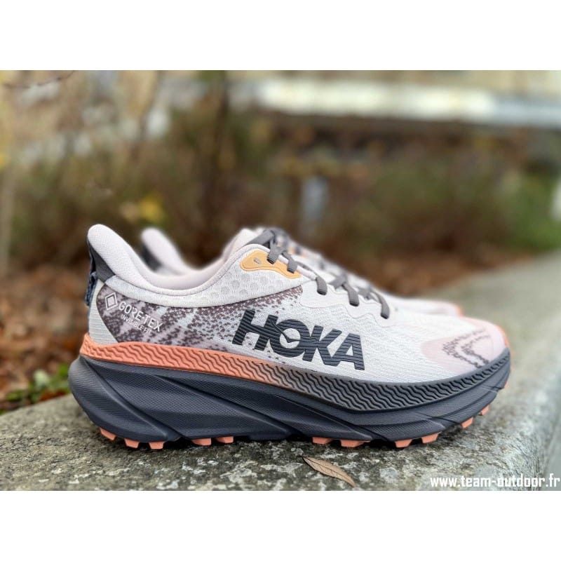 HOKA Challenger ATR 7